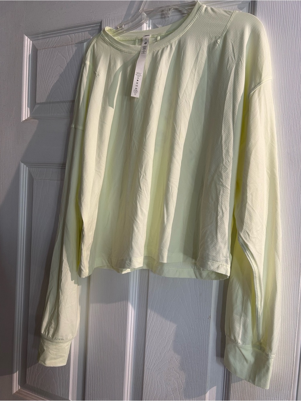 Light Green Woman’s Long Sleeve Top